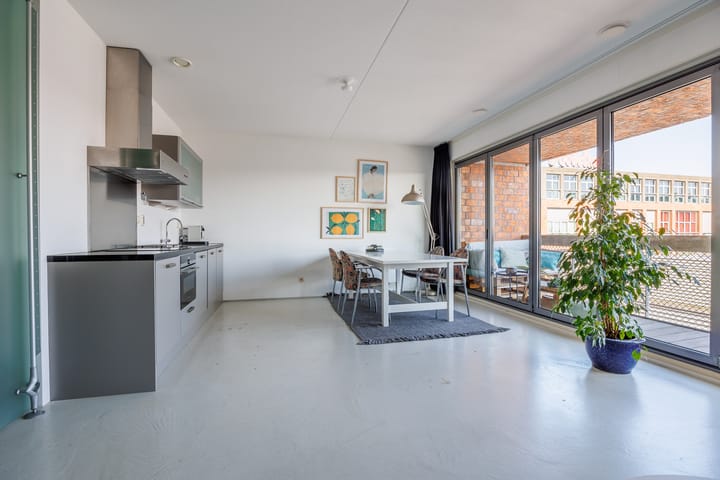 Foto 2 van Castellastraat 10