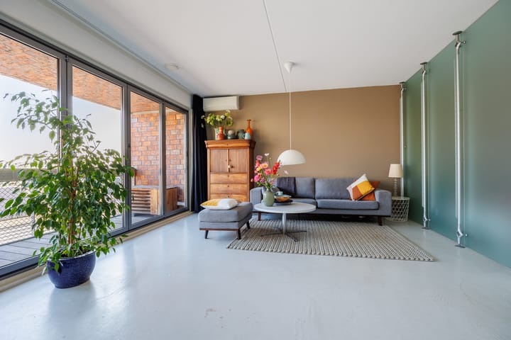 Photo 11 of Castellastraat 10