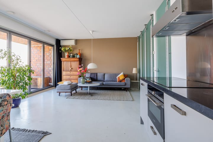 Photo 16 of Castellastraat 10