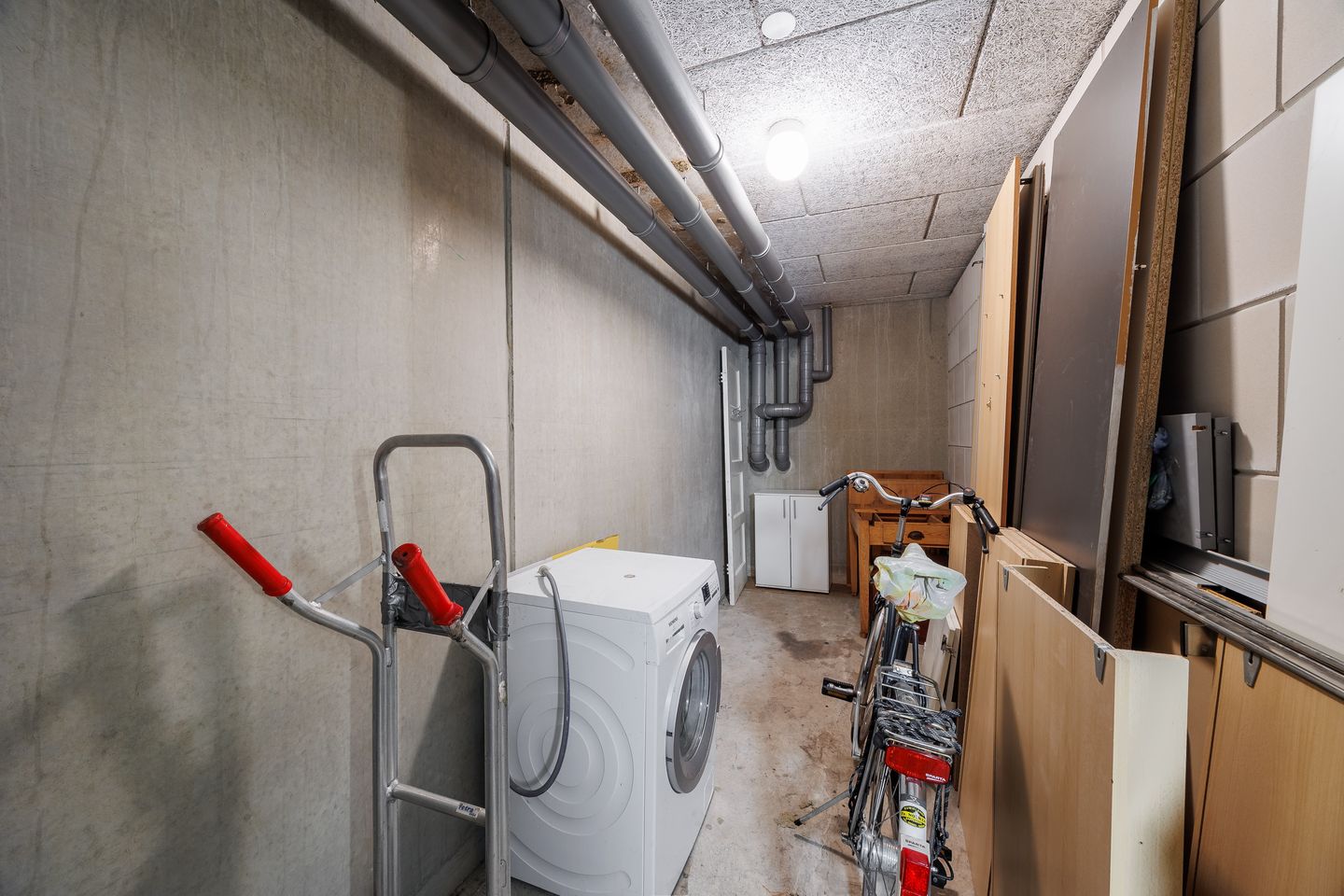 Foto 35 van Castellastraat 10