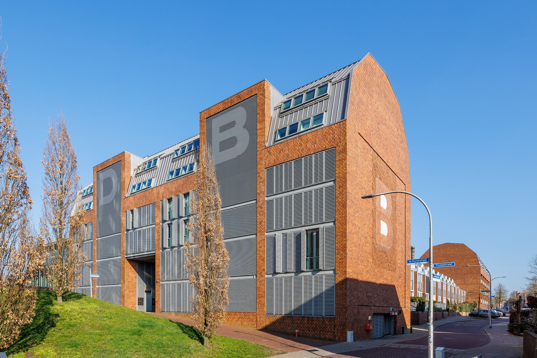 Foto 36 van Castellastraat 10