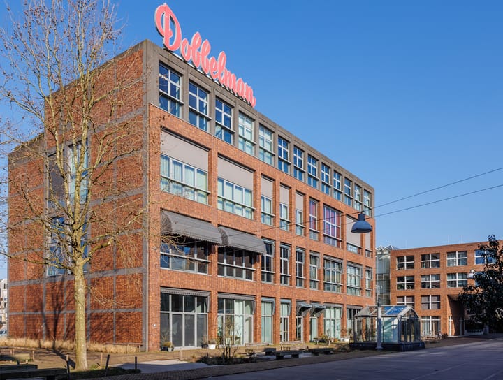 Photo 39 of Castellastraat 10