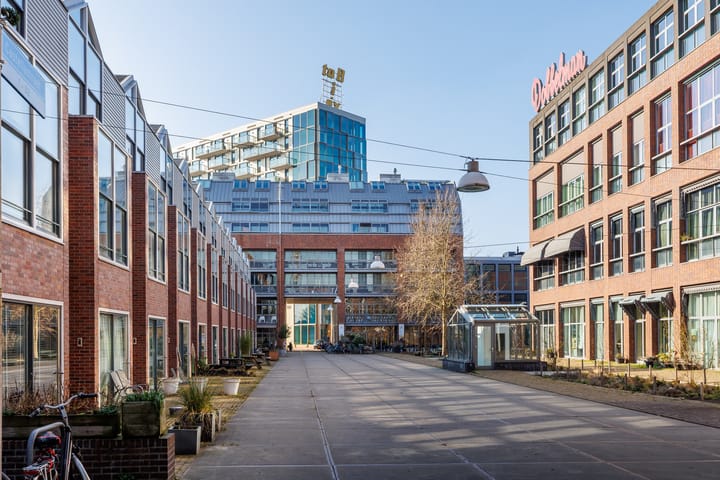 Photo 42 of Castellastraat 10