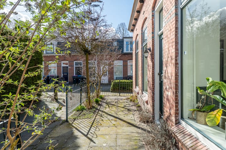 Foto 33 van Anjelierstraat 1