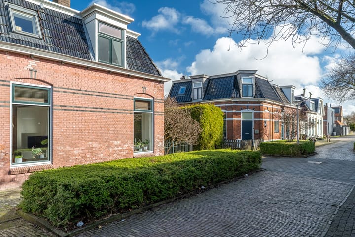 Foto 35 van Anjelierstraat 1