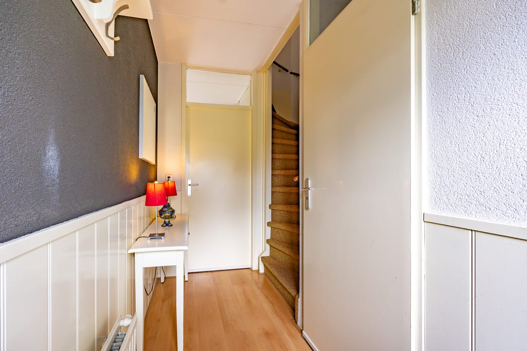 Photo 7 of Zegge 26