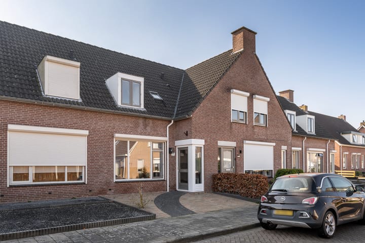 Photo 6 of Plevierlaan 21