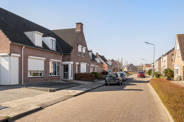 Photo 28 of Plevierlaan 21