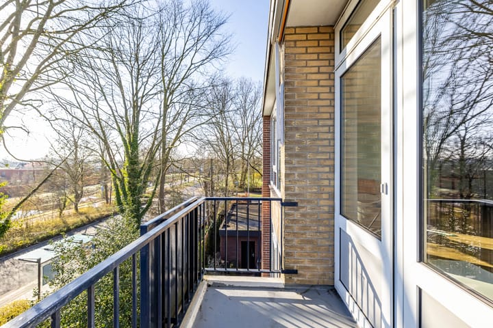 Photo 16 of Helperzoom 417