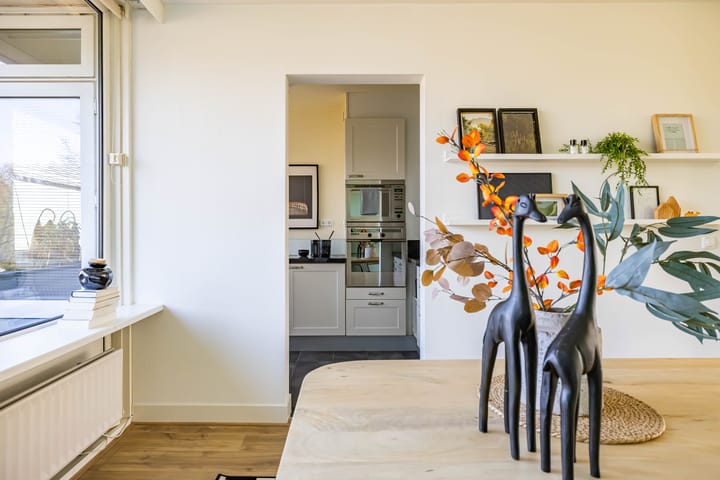 Photo 23 of Helperzoom 417