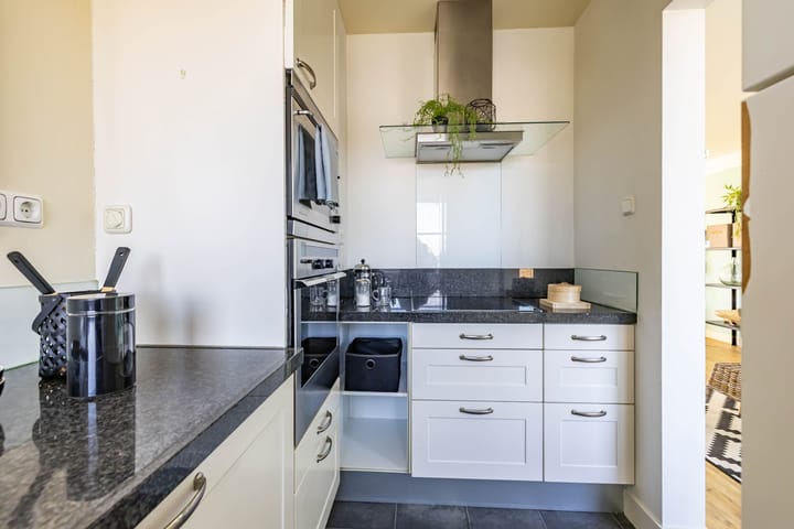 Photo 32 of Helperzoom 417