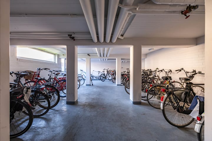 Photo 45 of Helperzoom 417