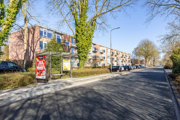 Photo 47 of Helperzoom 417