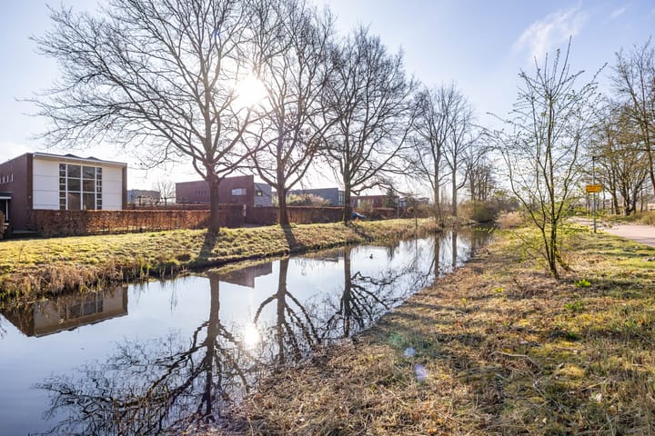 Photo 48 of Helperzoom 417