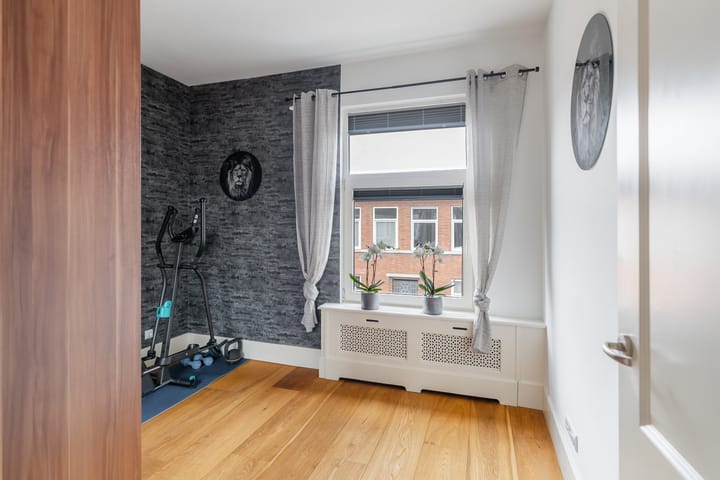 Photo 13 of Lunterenstraat 146