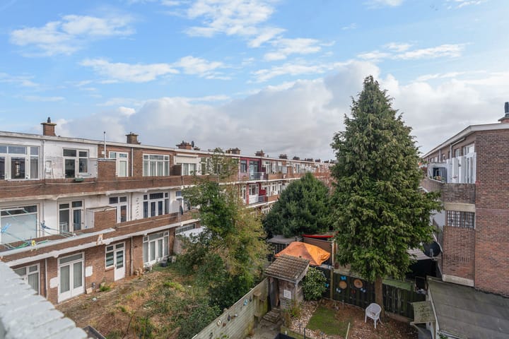 Photo 29 of Lunterenstraat 146