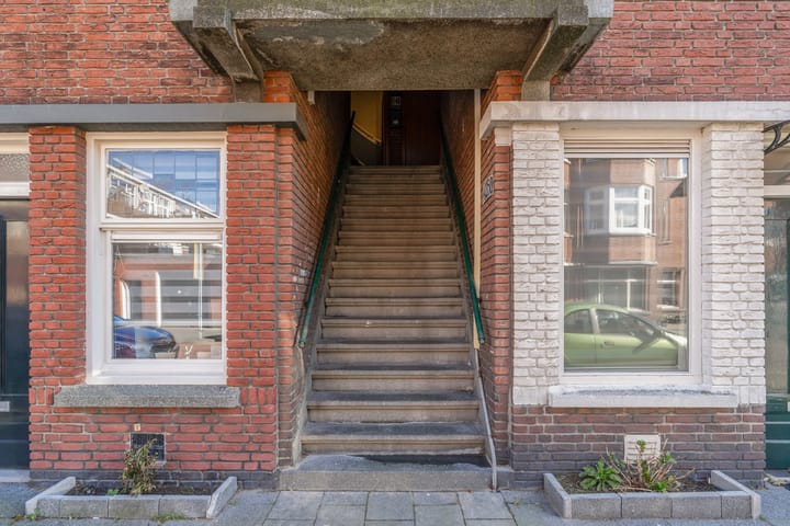 Photo 31 of Lunterenstraat 146