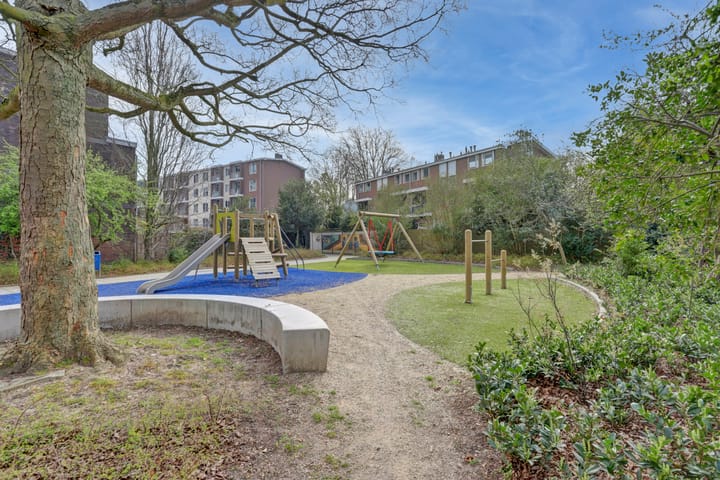 Photo 26 of Sweelinckstraat 124