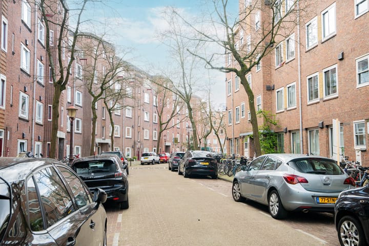 Foto 28 van Albert Luthulistraat 16-C