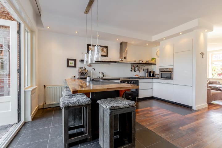 Foto 11 van Roemer Visscherplein 5