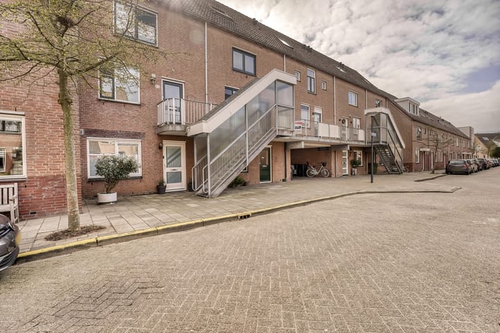 Foto 26 van Beppy Nooijstraat 34