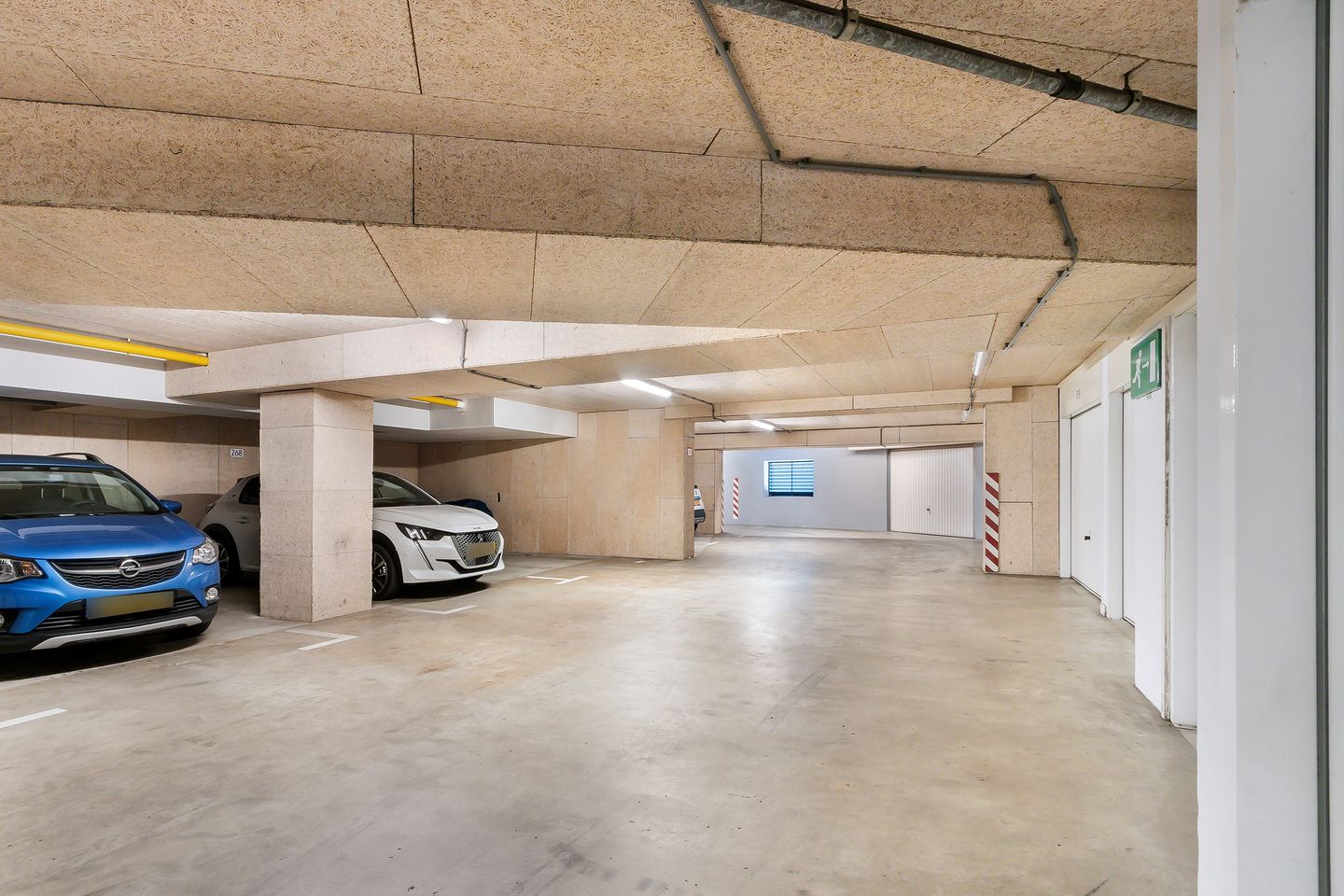 Foto 20 van Van Eesterenplein 276