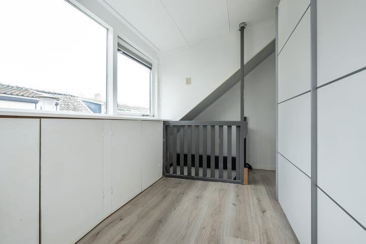 Foto 12 van Tuinstraat 28