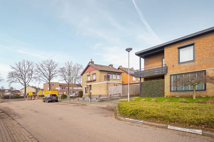 Foto 27 van Beukenlaan 107