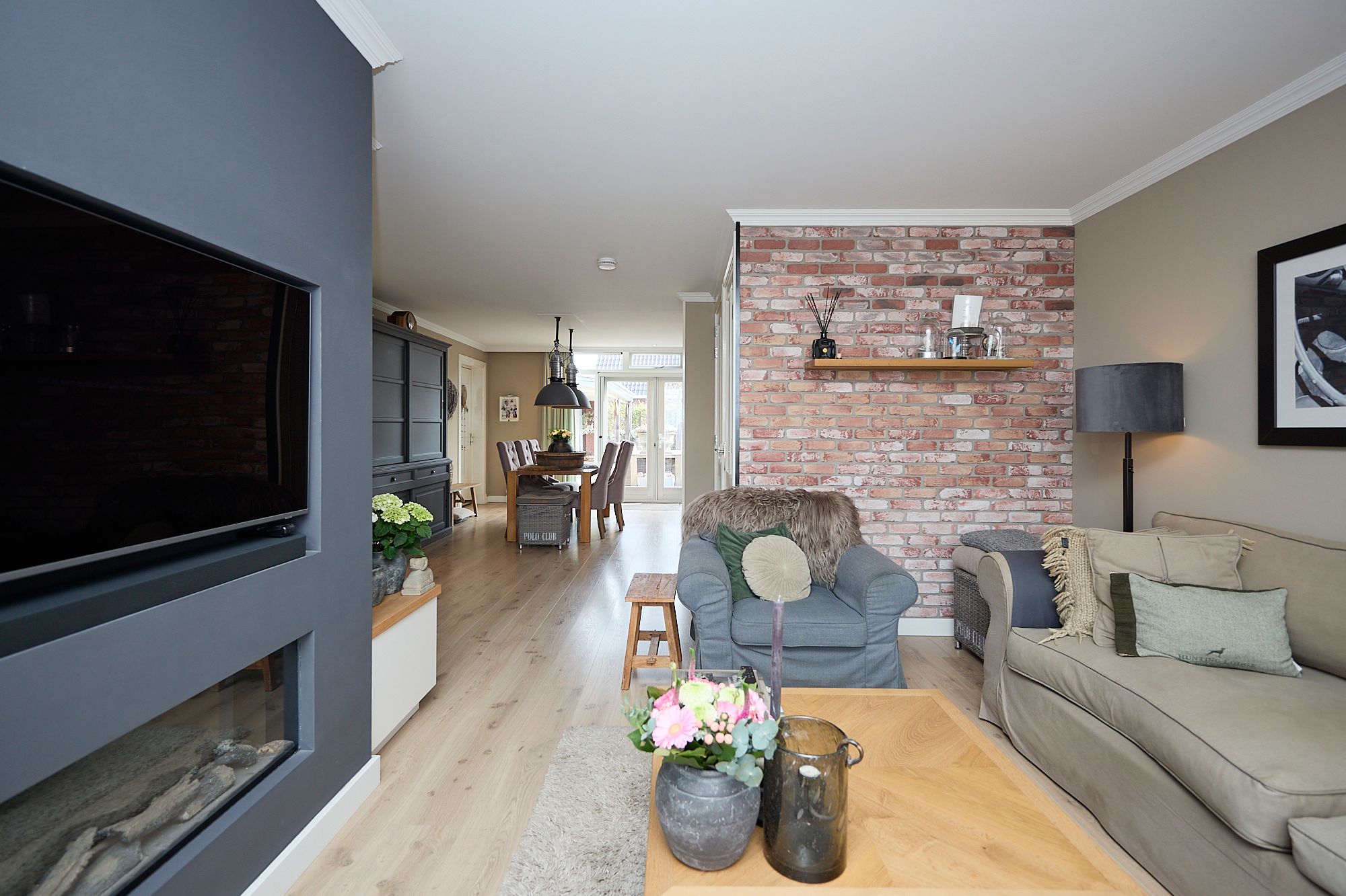 Foto 6 van Kraanvogel 12