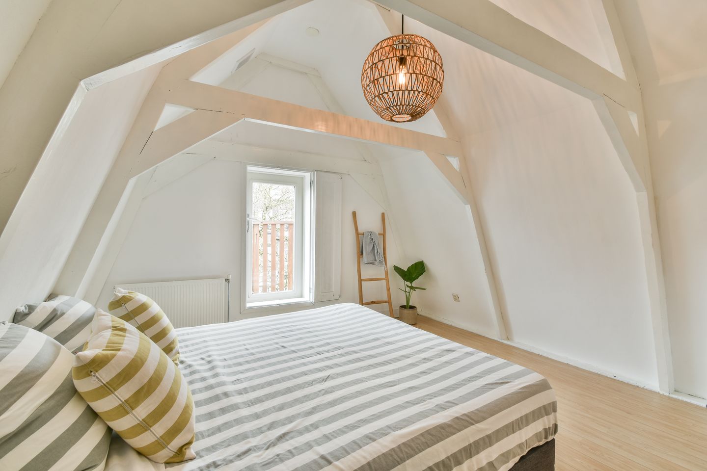 Foto 20 van Govert Flinckstraat 258-2