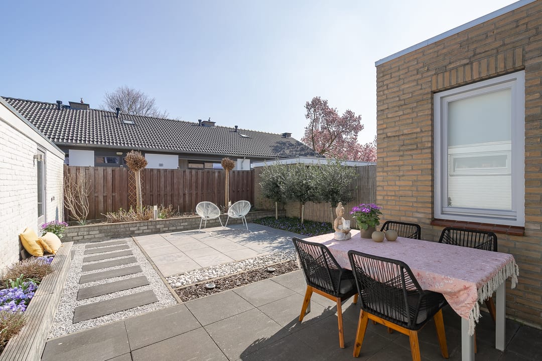 Foto 16 van Burgemeester Muijtersstraat 16