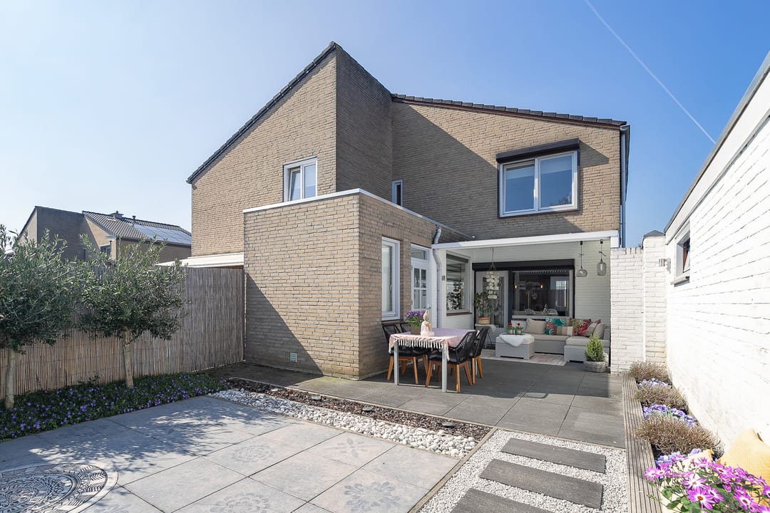 Foto 17 van Burgemeester Muijtersstraat 16