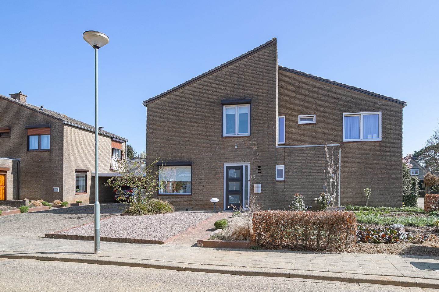 Foto 20 van Burgemeester Muijtersstraat 16