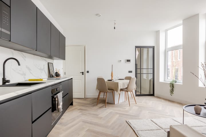 Photo 1 of Bleiswijkstraat 105-A