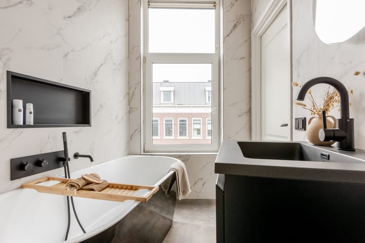 Photo 6 of Bleiswijkstraat 105-A