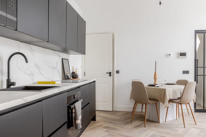 Photo 11 of Bleiswijkstraat 105-A