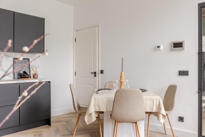 Photo 12 of Bleiswijkstraat 105-A