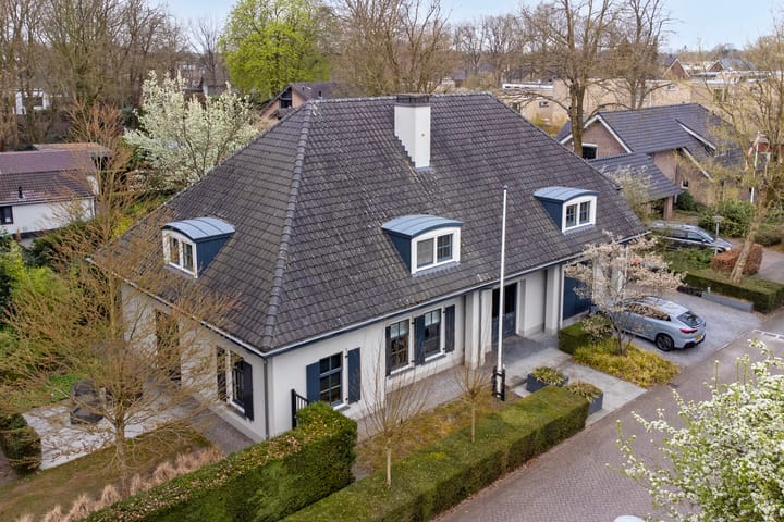 Photo 2 of Vivaldilaan 2