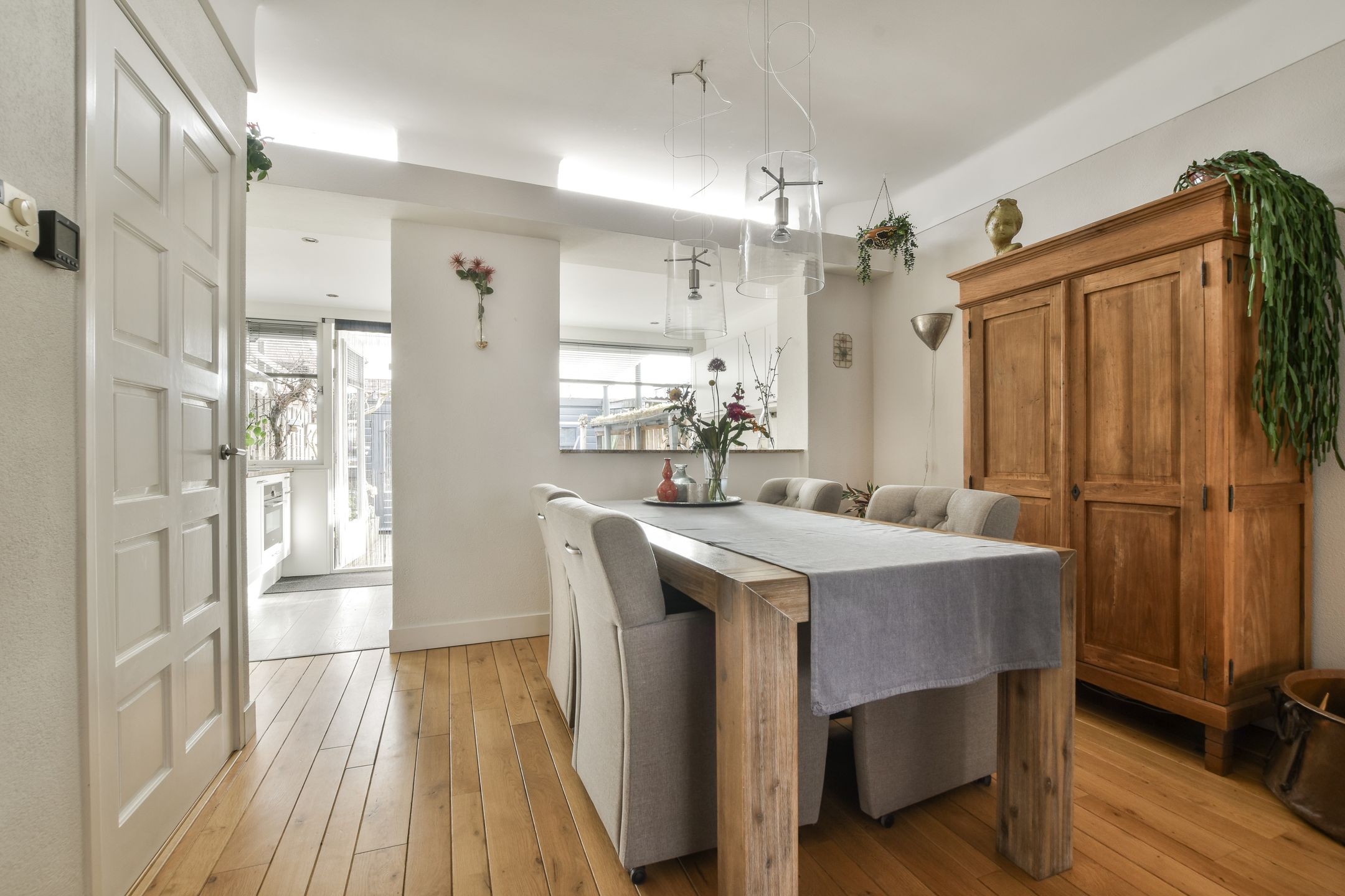 Foto 12 van Eerste Hieronymus van Alphenstraat 100