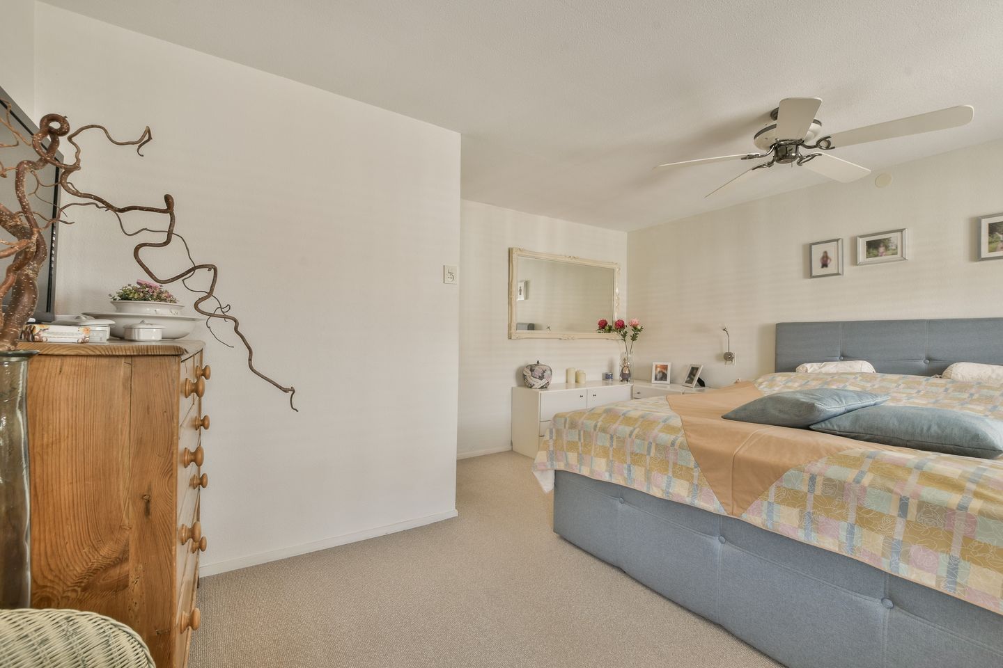 Foto 19 van Eerste Hieronymus van Alphenstraat 100