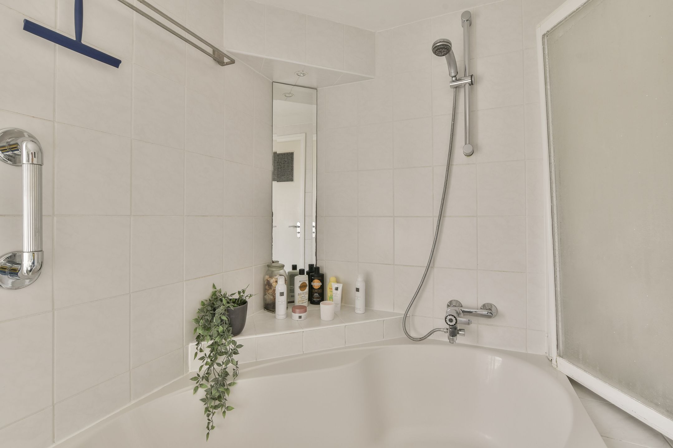 Foto 24 van Eerste Hieronymus van Alphenstraat 100