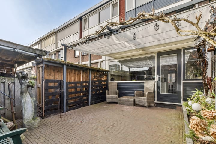 Foto 30 van Eerste Hieronymus van Alphenstraat 100