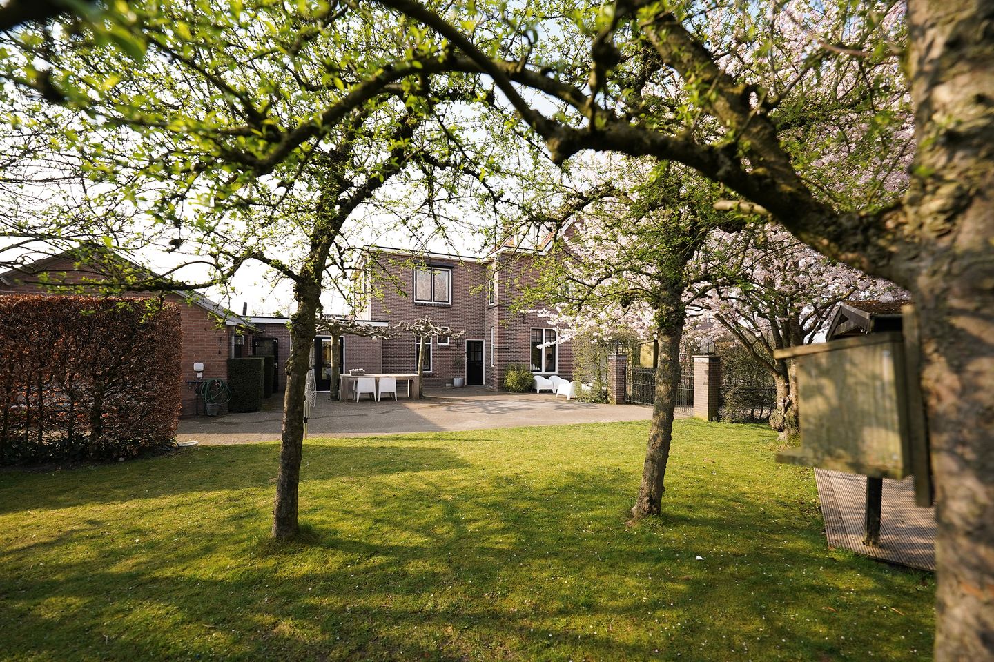 Foto 50 van Stationsstraat 63-A