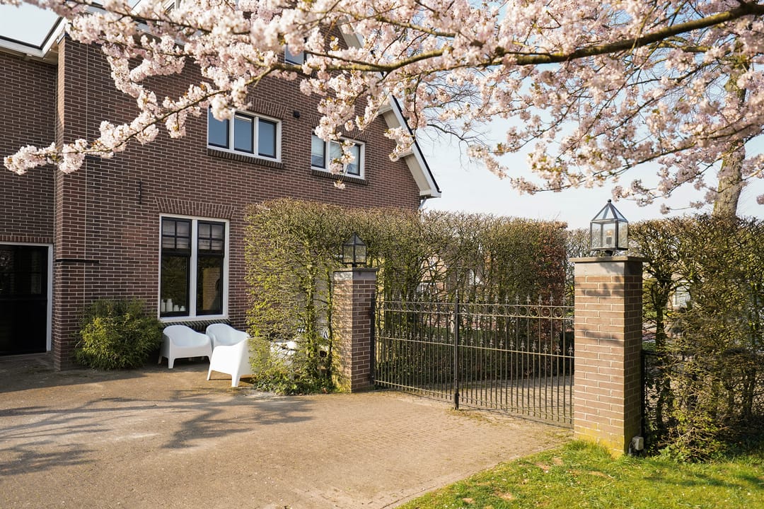 Foto 61 van Stationsstraat 63-A