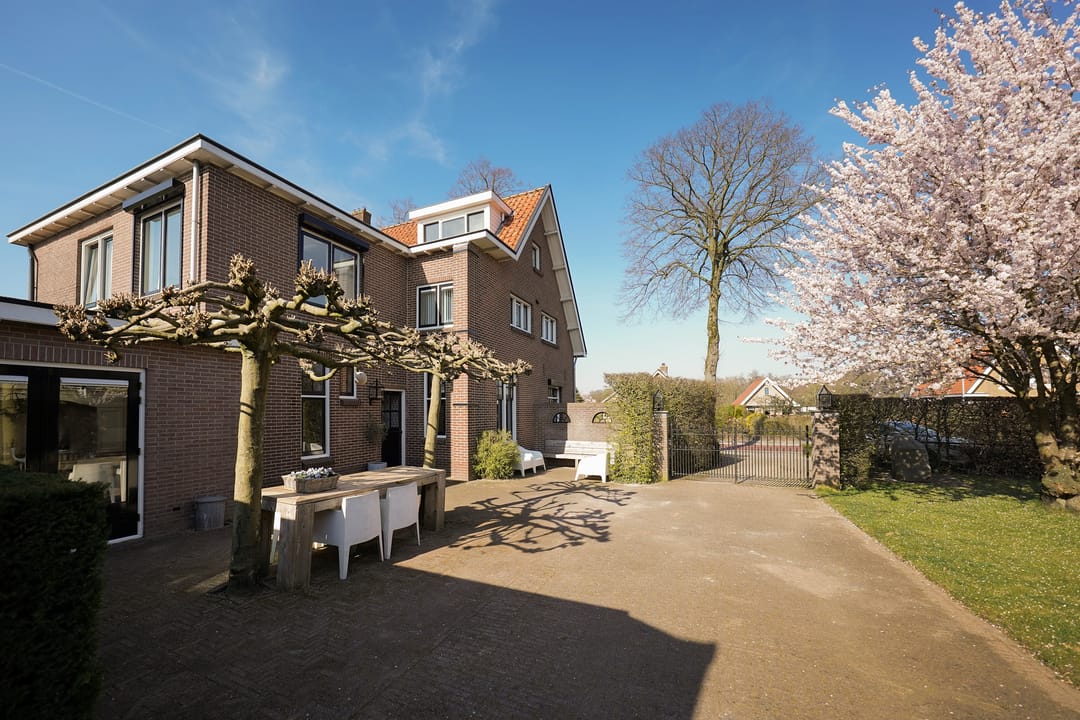 Foto 41 van Stationsstraat 63-A