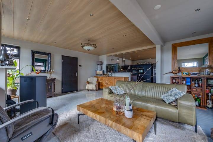 Photo 13 of Oosterstraat 58