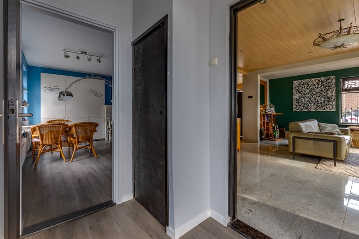 Photo 18 of Oosterstraat 58