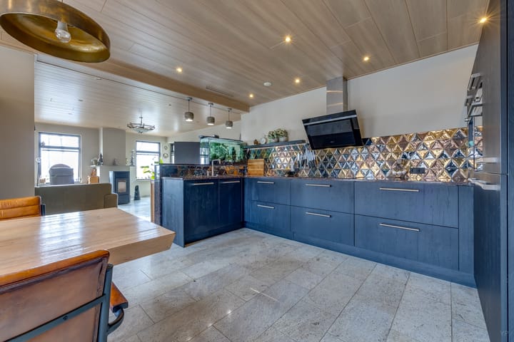 Photo 21 of Oosterstraat 58