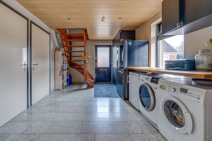 Photo 26 of Oosterstraat 58