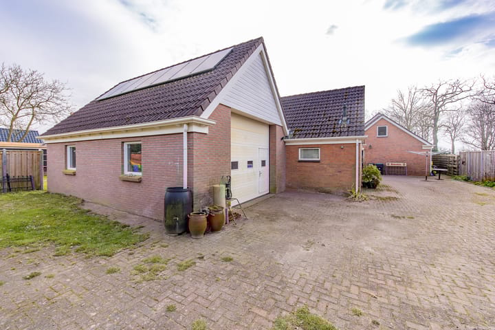 Photo 44 of Oosterstraat 58